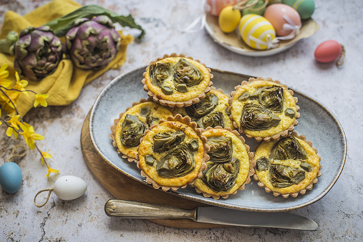 Crostatine vegetariane ai carciofi