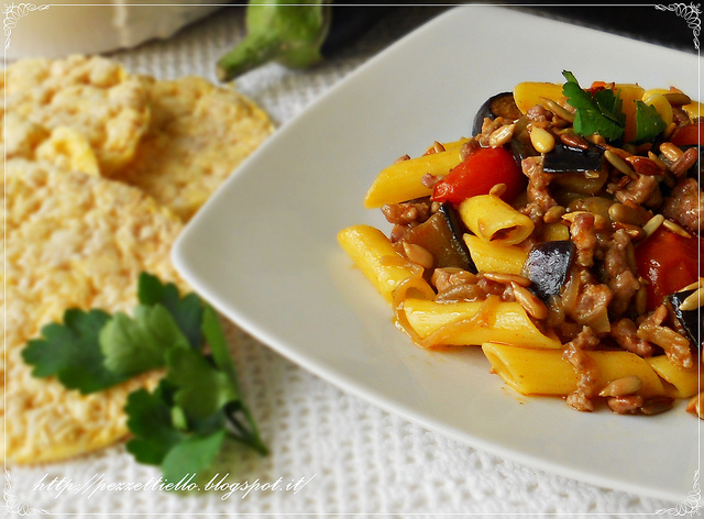 Penne di mais alla genovese rivisitata