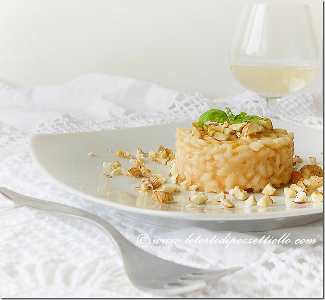 Risotto con toma e nocciole fresche