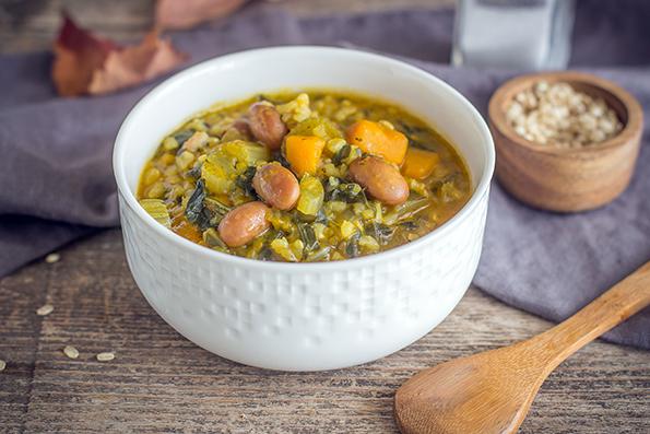 Zuppa di fagioli, bietole e zucca